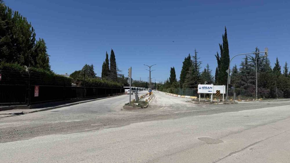 Genel m&uuml;d&uuml;r&uuml;n &rsquo;Rehin alındım, Otokar&rsquo;da bomba ihbarı yap&rsquo; mesajı ekipleri harekete ge&ccedil;irdi
