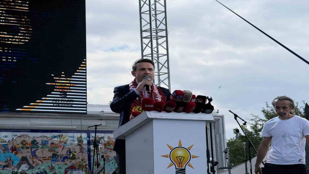 Bakan Bayraktar: "&Ouml;n&uuml;m&uuml;zdeki birka&ccedil; ay i&ccedil;erisinde Akkuyu&rsquo;dan ilk elektriği &uuml;reteceğiz"
