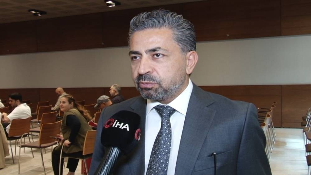 Sabahları bel ağrısı ve tutukluk, ankilozan spondilit belirtisi olabilir

