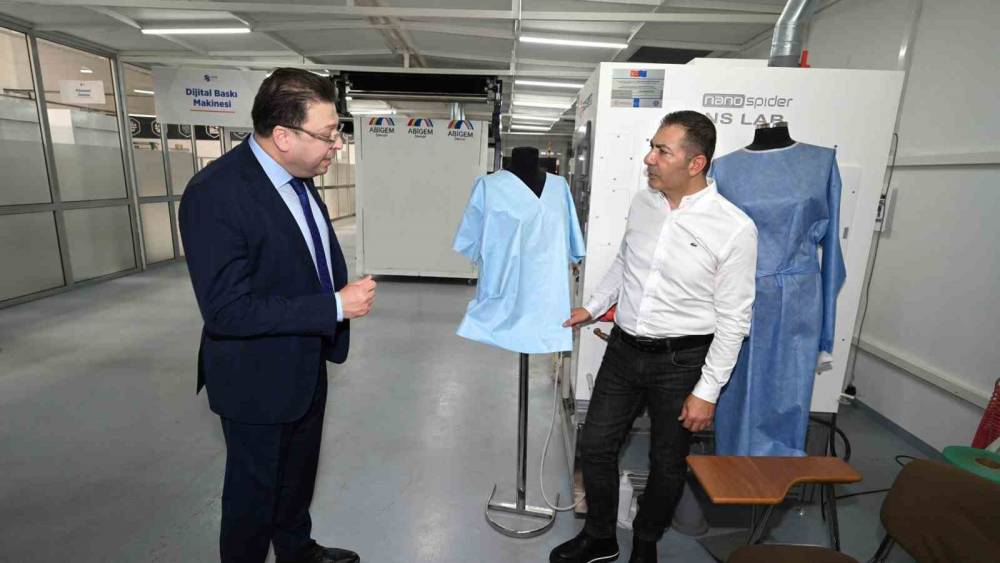 DTO&rsquo;dan tekstil teknolojisi &ouml;ğretmelerine yeşil d&ouml;n&uuml;ş&uuml;m eğitimi
