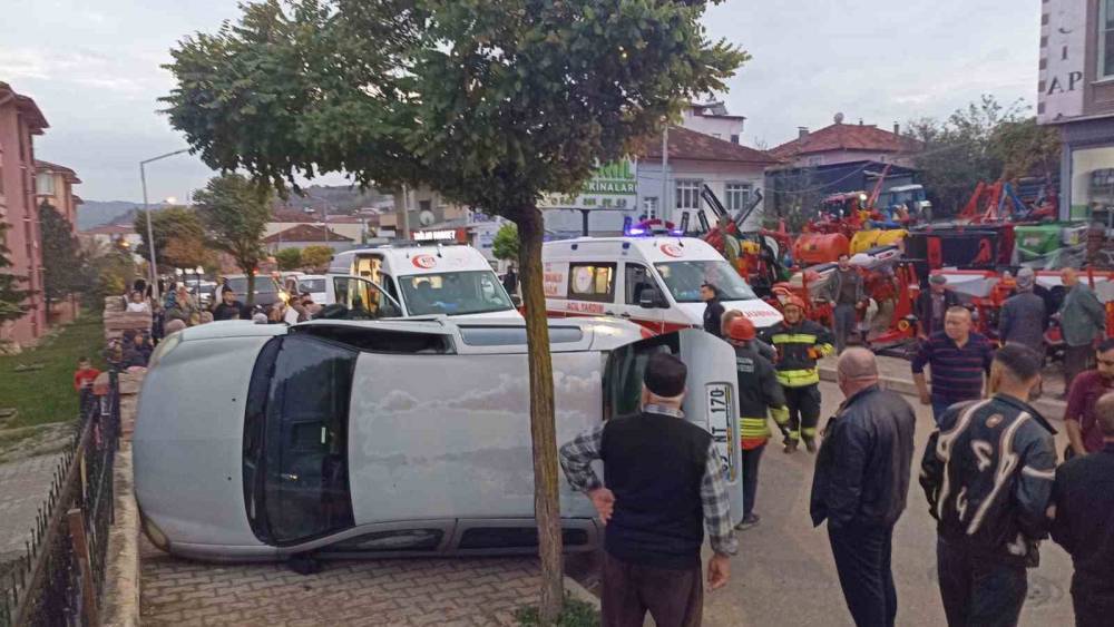 Samsun&rsquo;da trafik kazası: 4 yaralı
