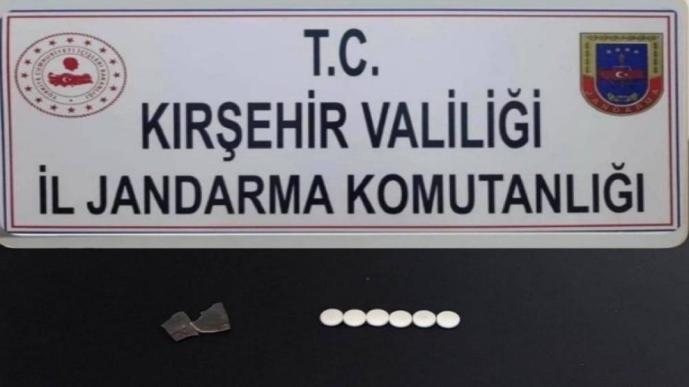 Kırşehir&rsquo;de uyuşturucu operasyonu: 1 ş&uuml;pheli yakalandı
