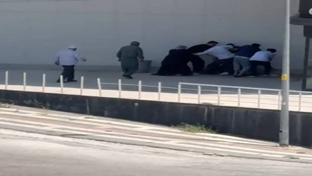 Şanlıurfa&rsquo;da kardeşler arasında taşlı sopalı kavga: 3 yaralı
