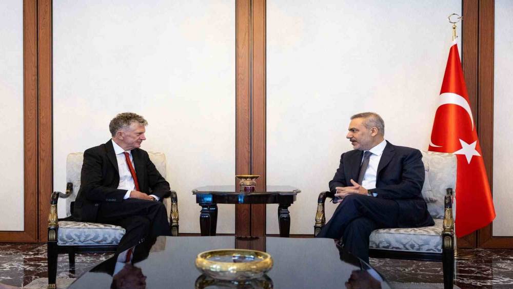 Bakan Fidan, Birleşik Krallık Ulusal G&uuml;venlik Danışmanı Powell&rsquo;ı kabul etti

