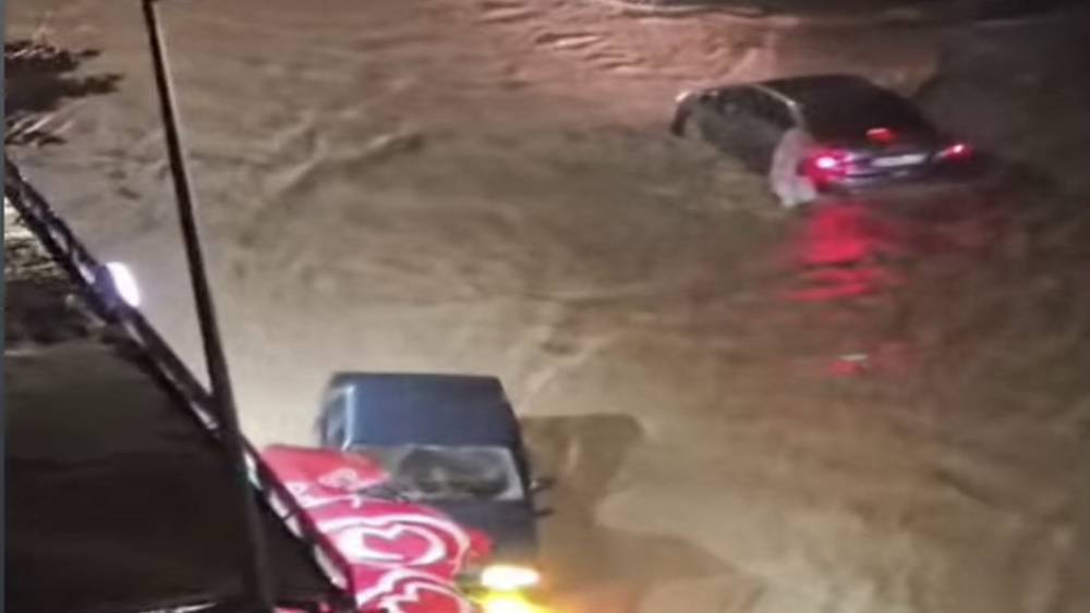 Fatsa&rsquo;da sağanak: Yollar g&ouml;le d&ouml;nd&uuml;
