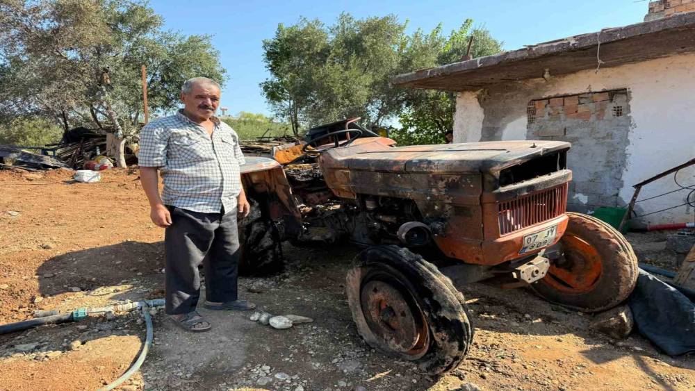 15 dakika &ouml;nce &ccedil;ıktıkları eve yangın haberiyle geldiler g&uuml;venlik kamerasını izleyince şok oldular
