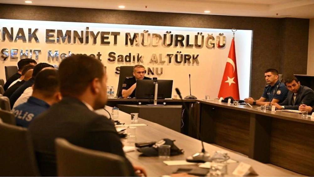 Şırnak&rsquo;ta ağustos ayı g&uuml;venlik toplantısı ger&ccedil;ekleştirildi
