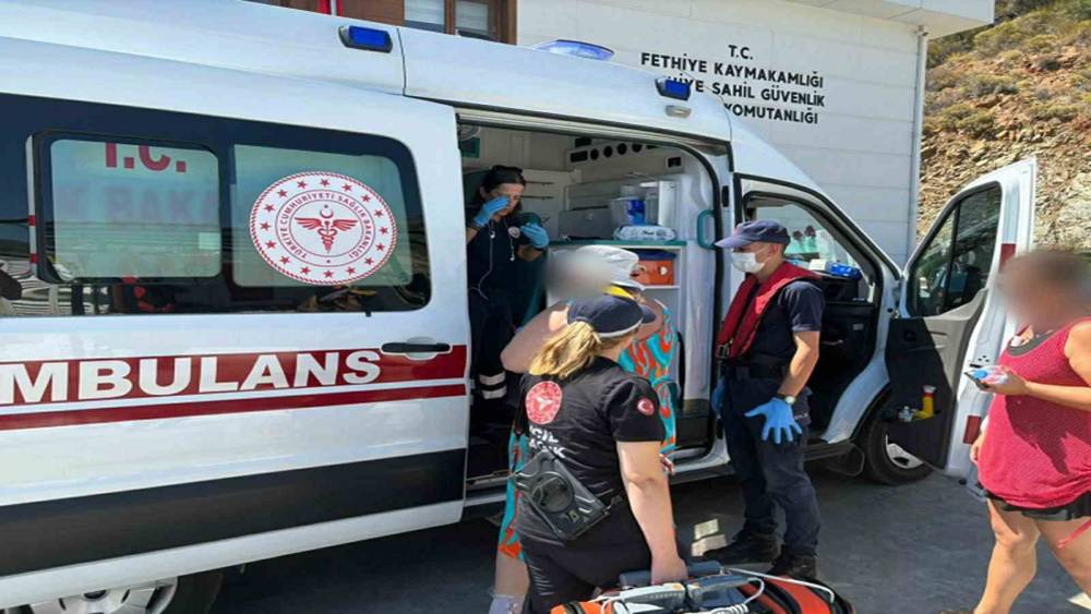 Ticari yatta yaralanan vatandaş i&ccedil;in tıbbi tahliye
