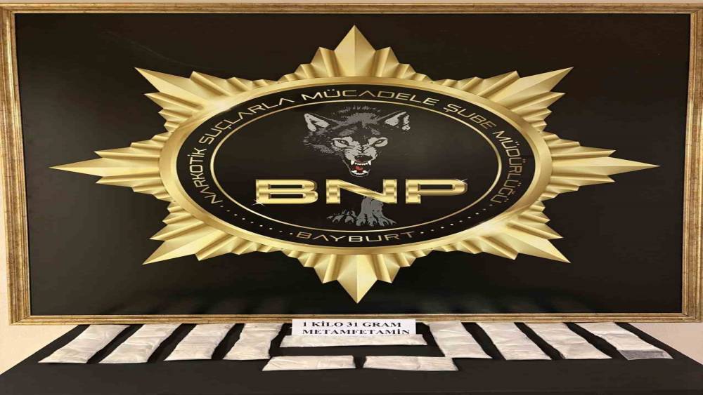 Bayburt&rsquo;ta 1 kilo 31 gram metamfetamin ele ge&ccedil;irildi
