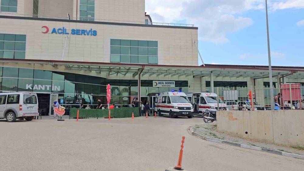 Arazide silahla vurulmuş halde bulundu
