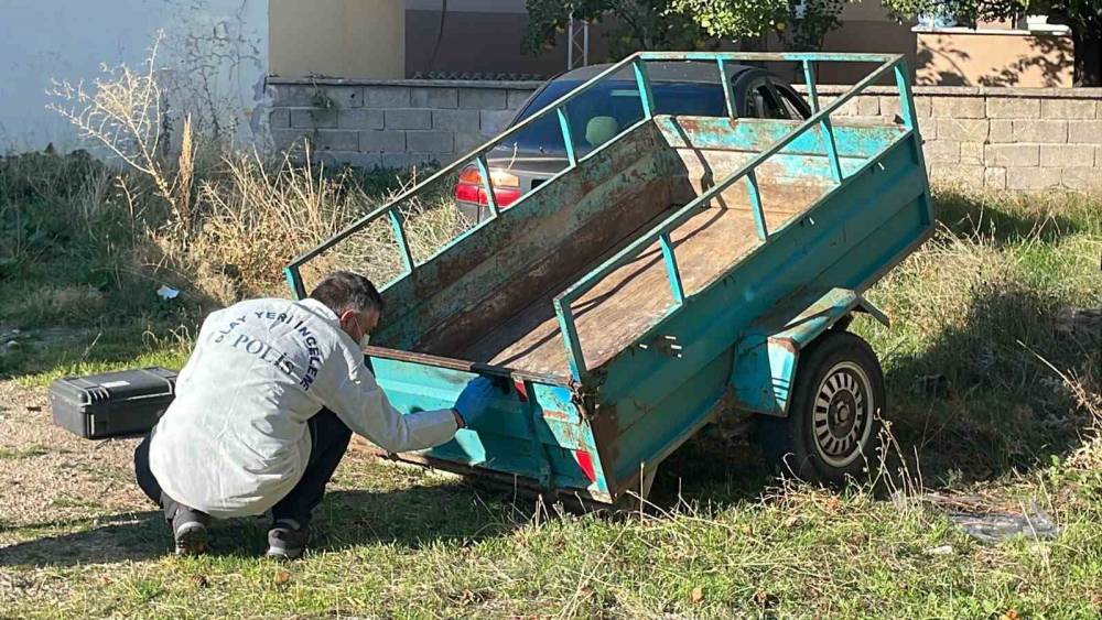 Karaman&rsquo;da &ccedil;alınan r&ouml;mork 2 ay sonra sahibinin evinin yanına bırakıldı
