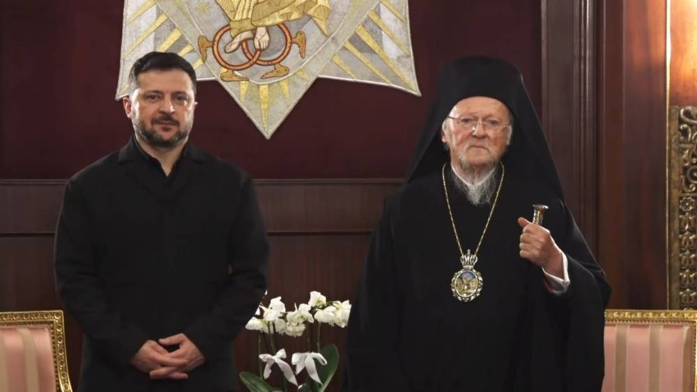 Ukrayna Devlet Başkanı Zelenskiy, Patrik Bartholomeos ile bir araya geldi
