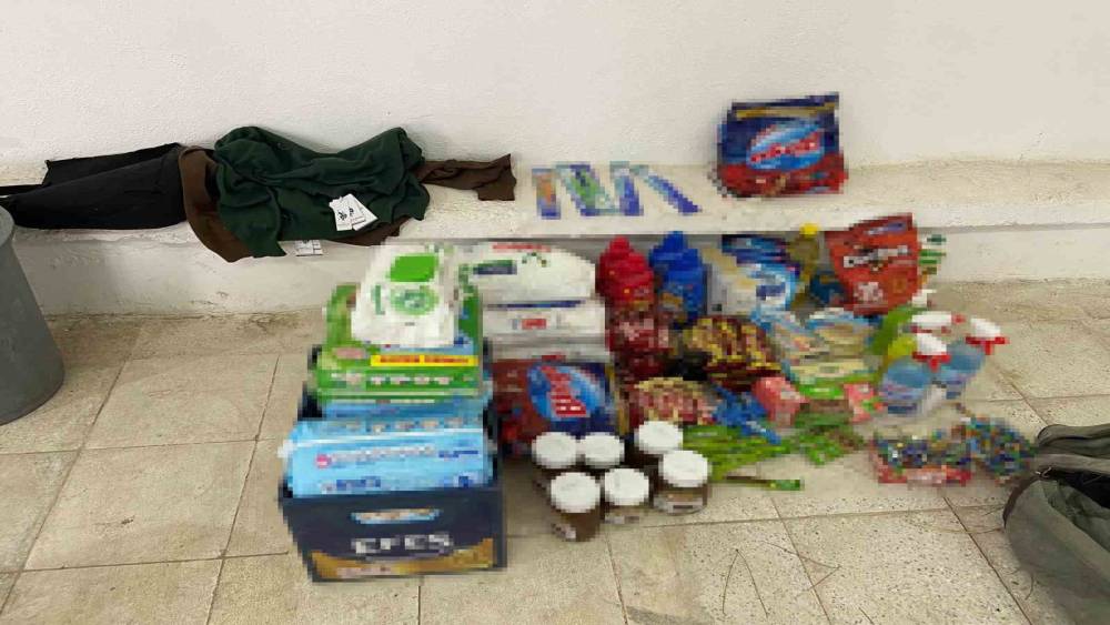 Osmaniye&rsquo;de hırsızlar tarafından &ccedil;alınan &uuml;r&uuml;nler sahiplerine teslim edildi
