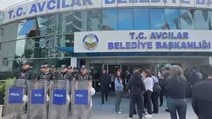 Avcılar Belediyesi&rsquo;ne y&ouml;nelik soruşturmada 12 ş&uuml;pheliye tutuklama talebi