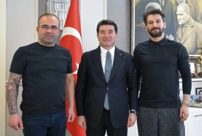 D&uuml;n CHP&rsquo;li Ahmet Kaya&rsquo;yı ziyaret etti, bu sabah g&ouml;zaltına alındı