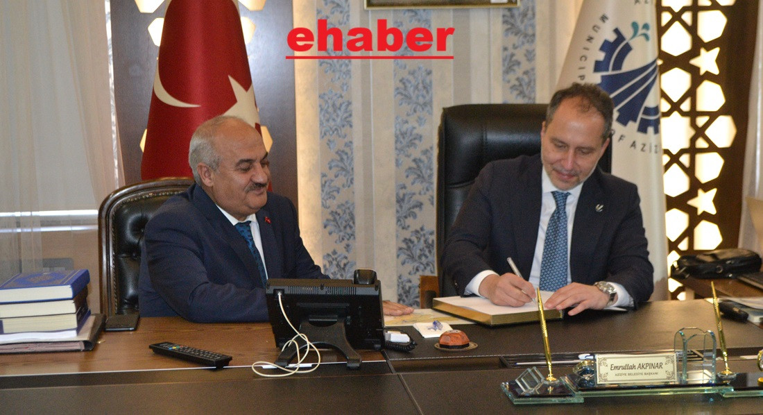Erbakan, Erzurum'da partisinin belediye başkanlarını ziyaret etti..
