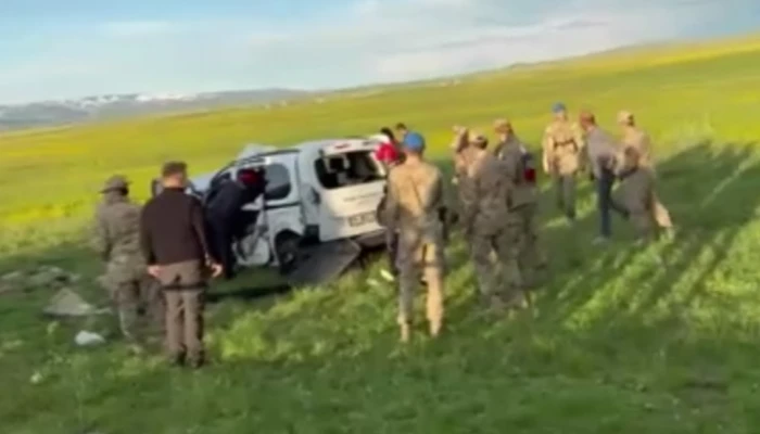 Erzurum&rsquo;da trafik kazası: 3 &ouml;l&uuml;, 4 yaralı
