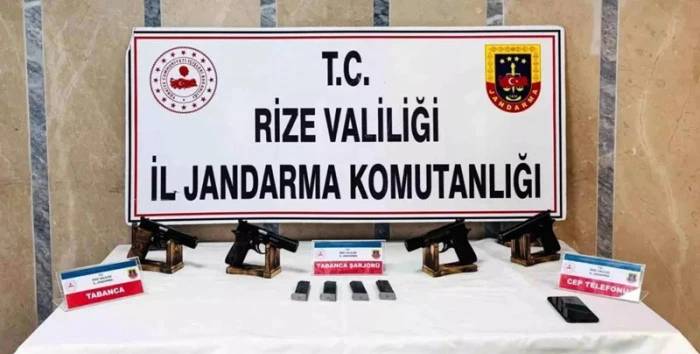 Rize&rsquo;de ruhsatsız silah ve uyuşturucu operasyonu