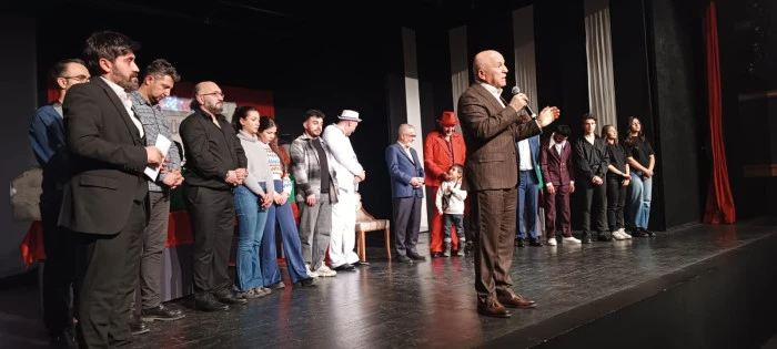 “Erzurum’da tiyatro şöleni: Hançer Havası ikinci gününde de büyük ilgi gördü”