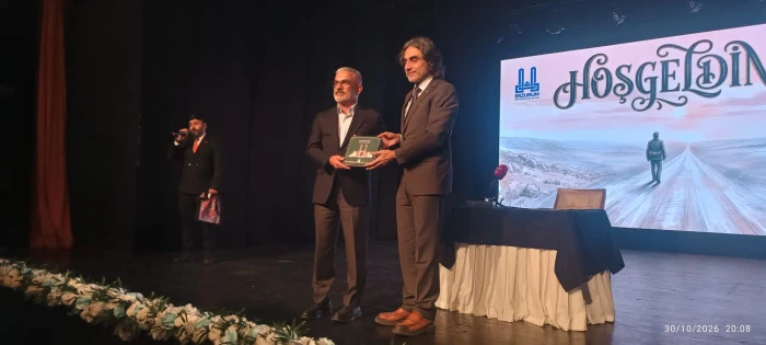 Halis Aydemir Erzurum'da yoğun ilgi g&ouml;rd&uuml;