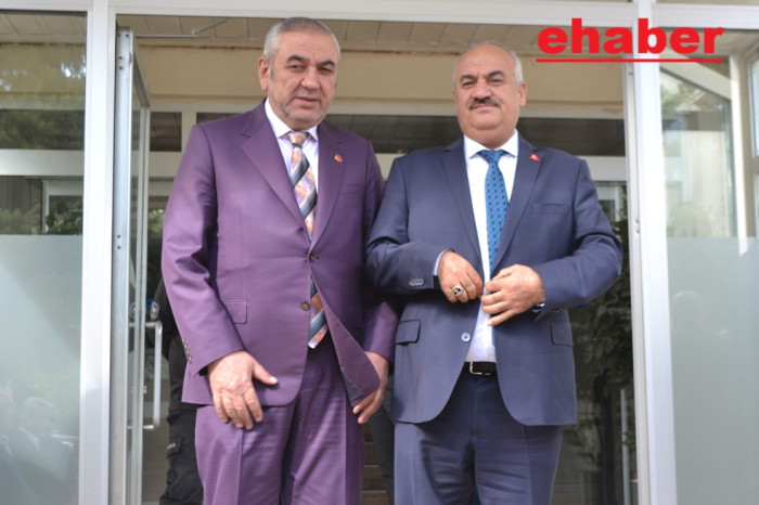 Yeniden Refah Partisi Genel Başkanı Fatih Erbakan, Erzurum’da gezilerini sürdürdü